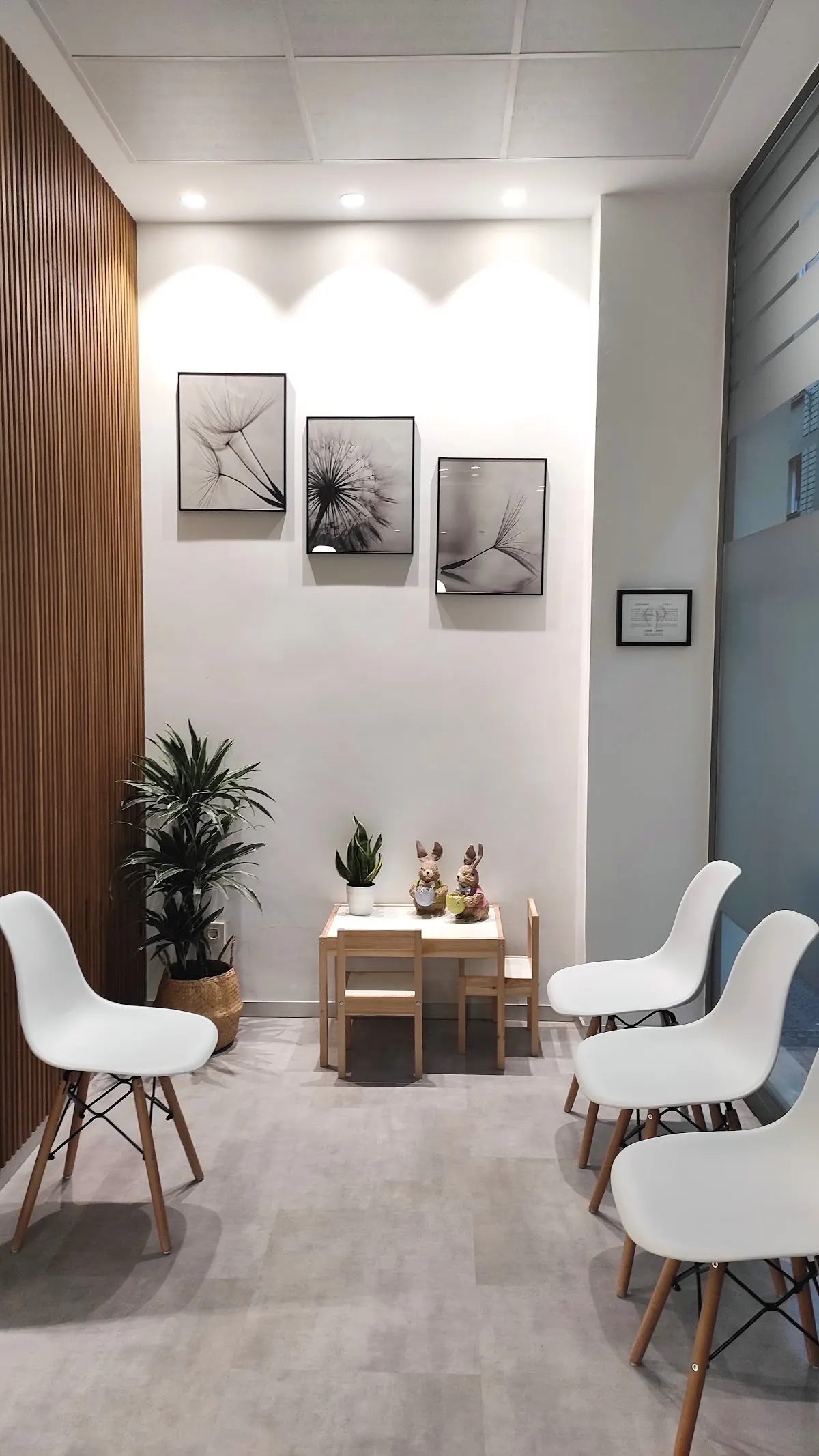 Sala de espera de Clínica Dental Raquel Ruiz
