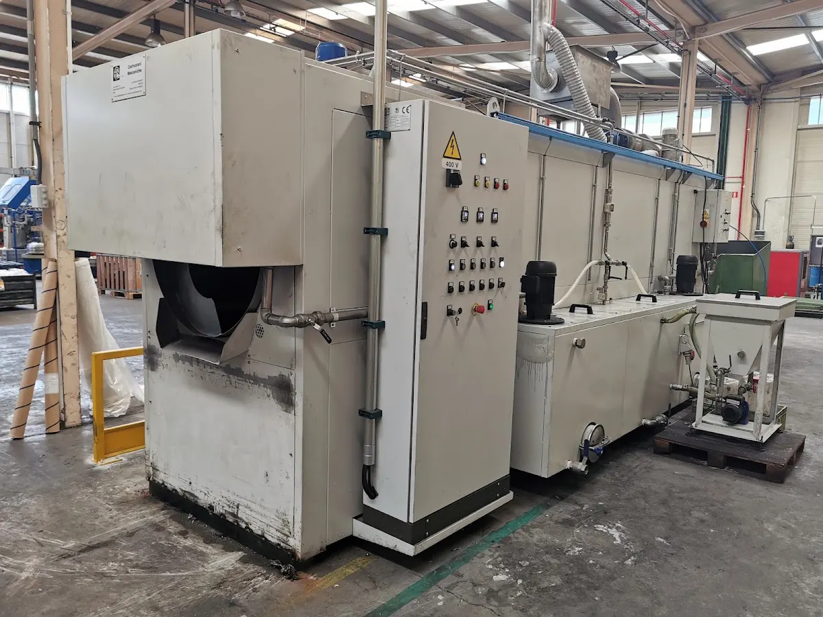 Equipo de proceso industrial en las instalaciones de CVC Spring