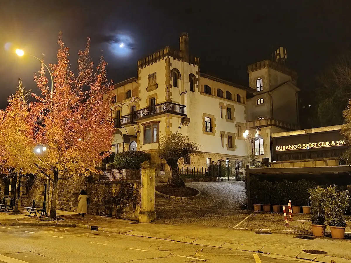 Edificio del Gran Hotel Durango, donde se encuentra Durango Sport Club & Spa.