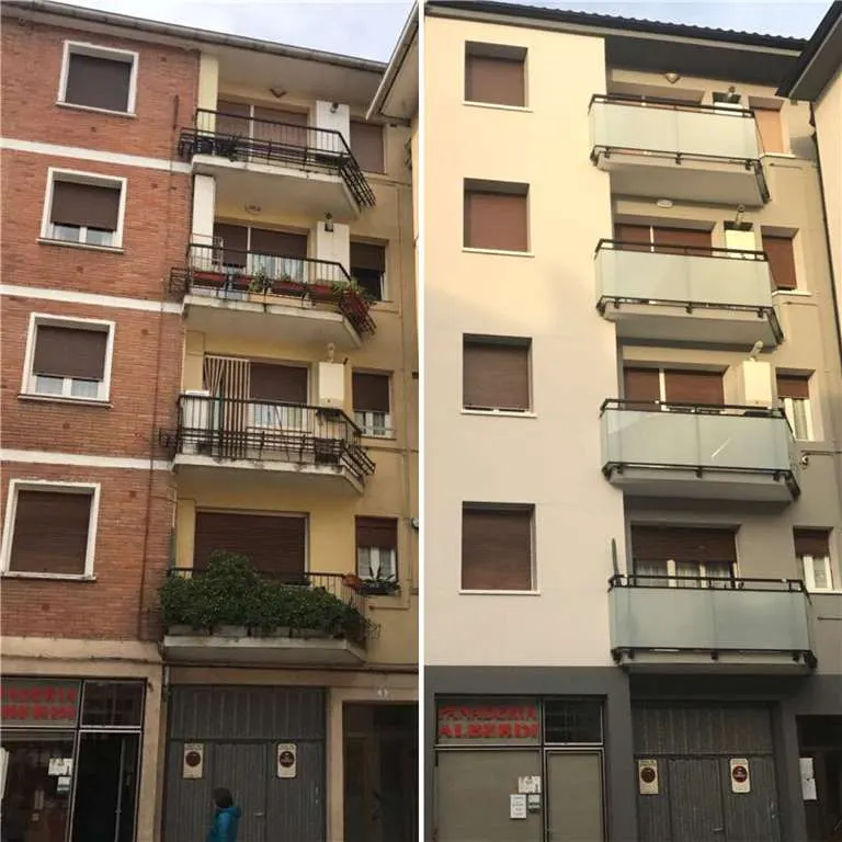 Edificio con fachada y balcones renovados, trabajo asociado a FEREDU SOLUTIONS, SL.