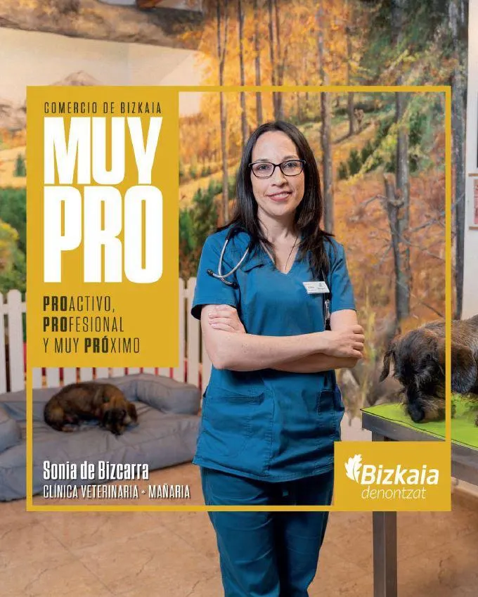 Sonia de Bizcarra, veterinaria de HOMYVET, en la clínica de Mañaria