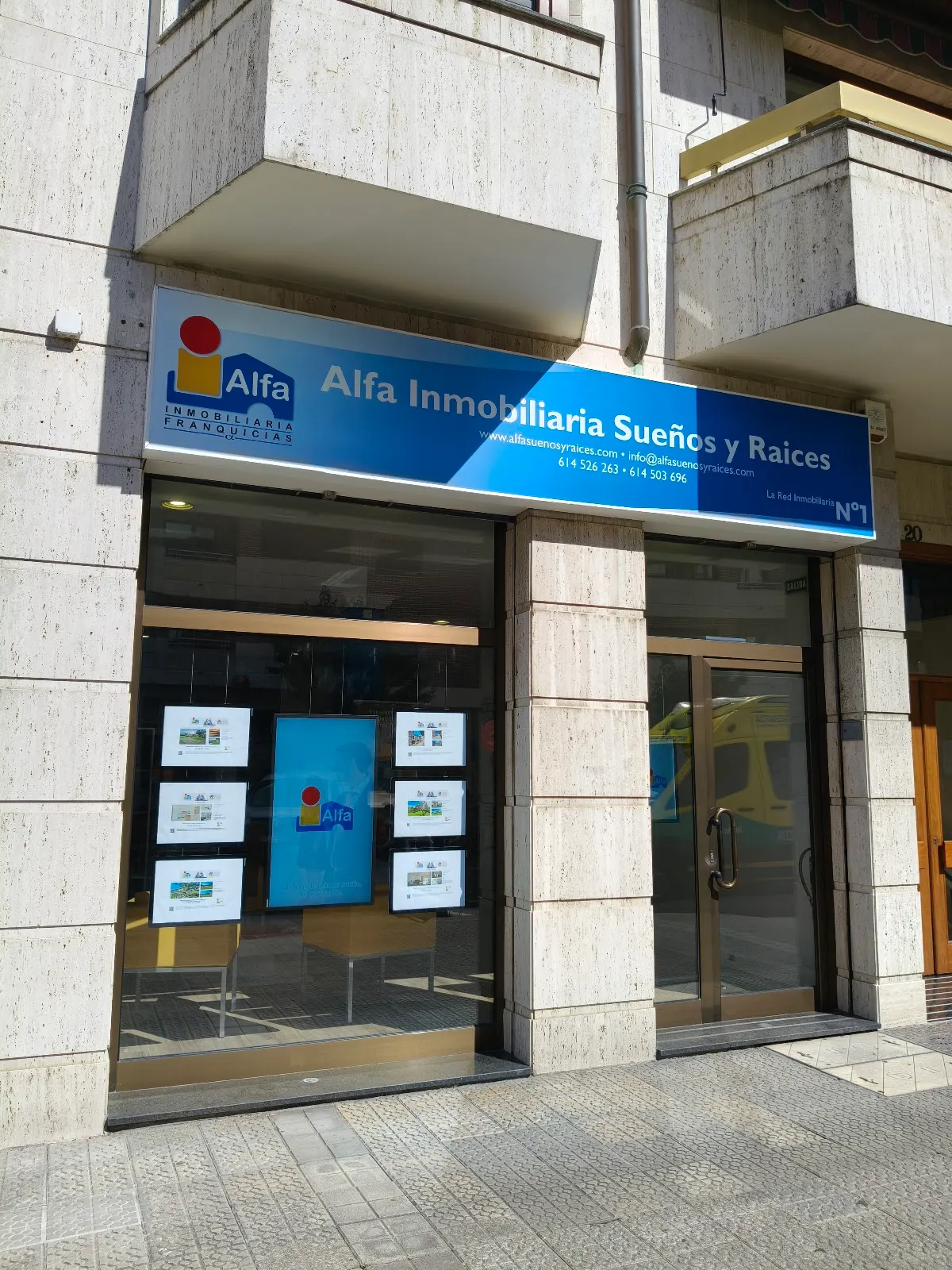 Fachada de Inmobiliaria Alfa Sueños y Raíces en Durango