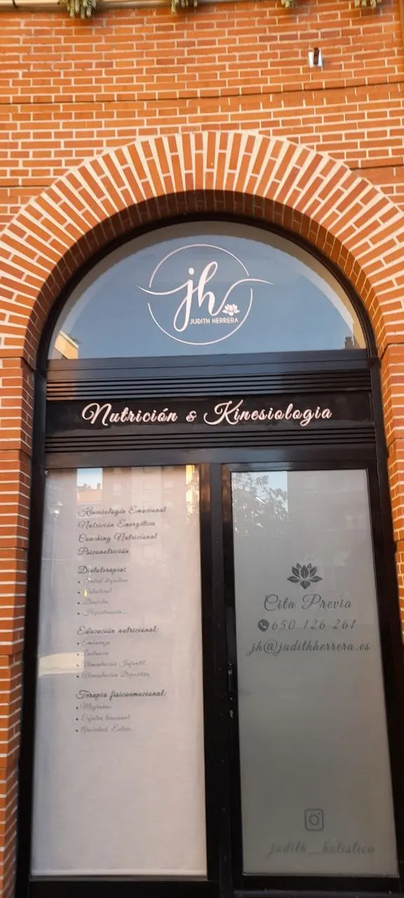 Fachada de Judith Herrera Salud Holística-Nutrición en Amorebieta-Etxano.