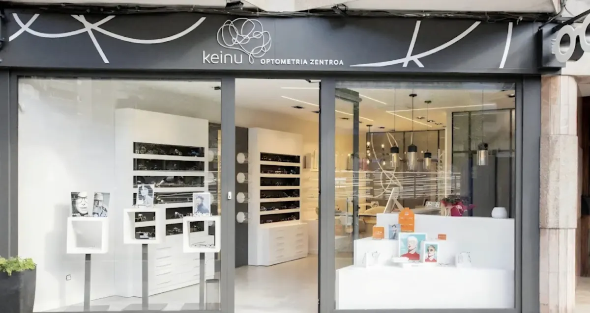 Fachada de Keinu Optometria Zentroa en Berriz