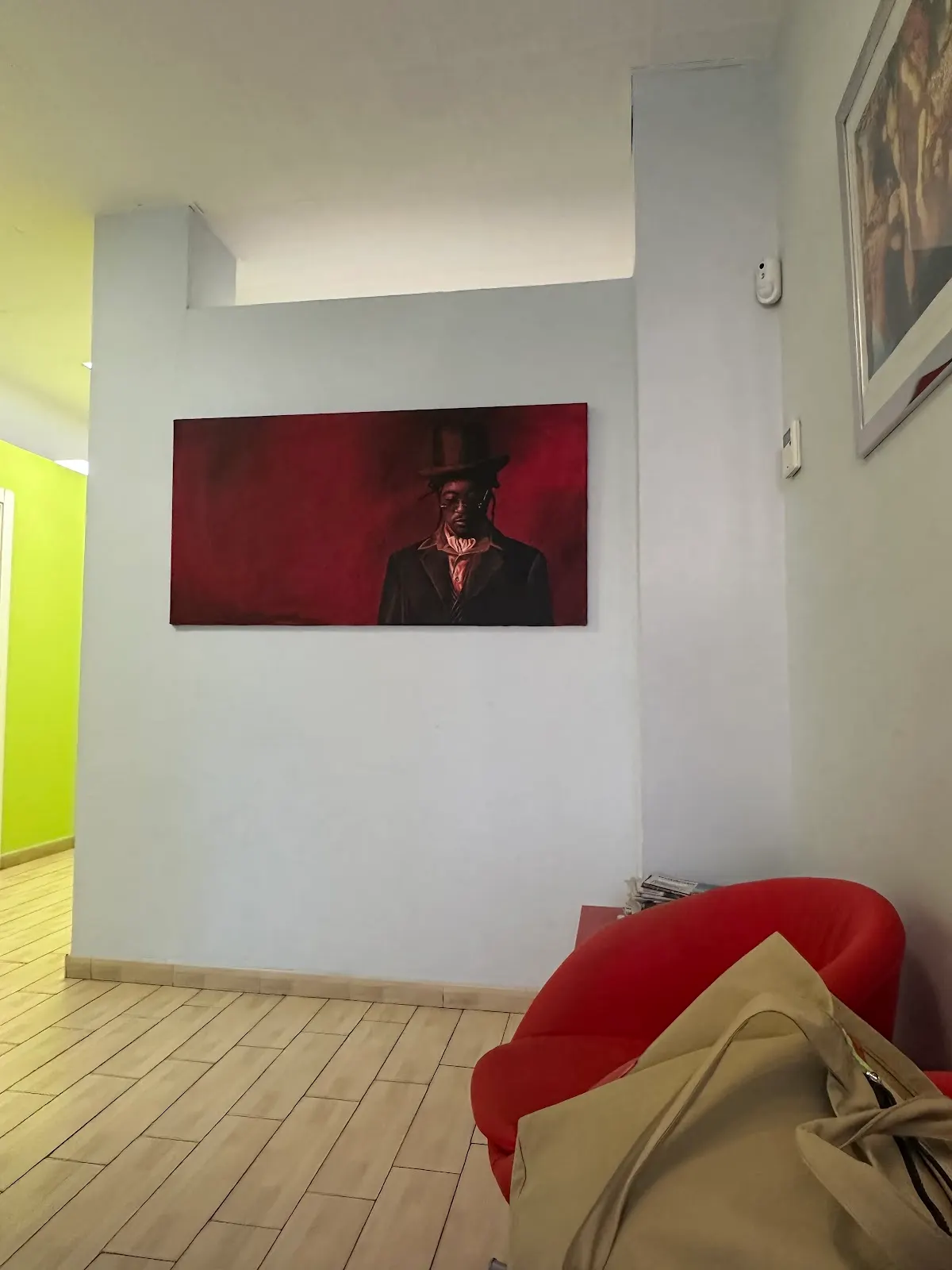 Sala de espera del centro de fisioterapia y osteopatía Mirari Guerediaga