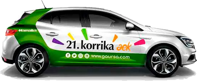 Vehículo rotulado con publicidad de Korrika y GaurSA.