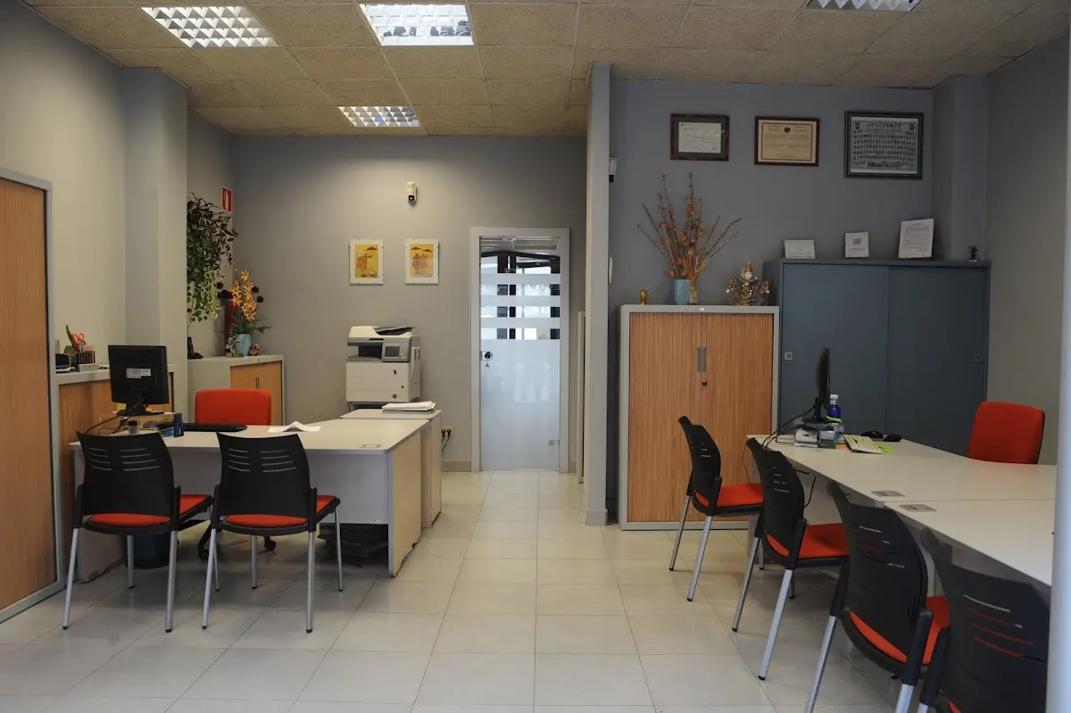 Interior de la oficina de Seguros Amorebieta | Laurok Aseguroak
