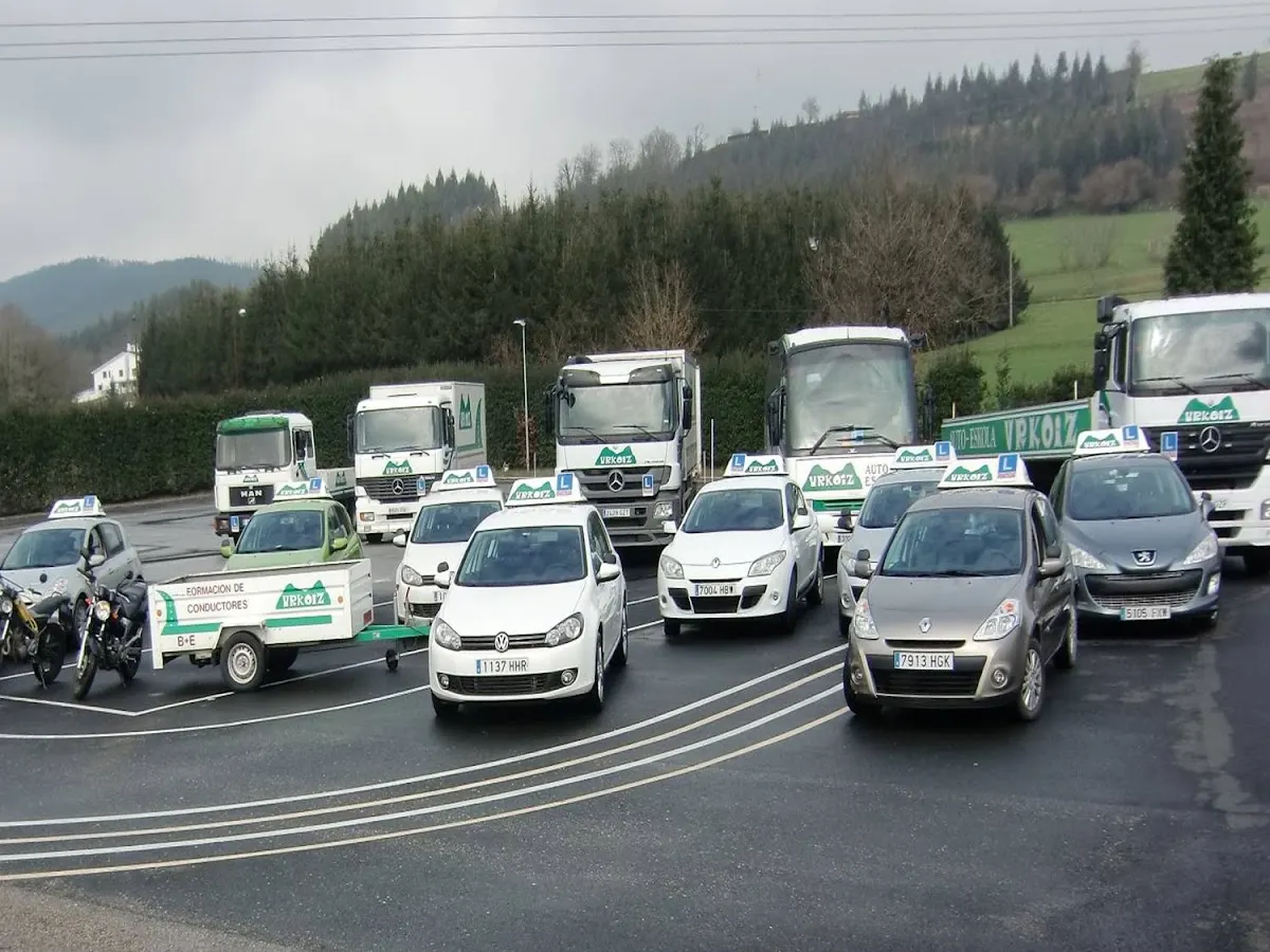 Flota de vehículos de Urkoiz para la formación de conductores